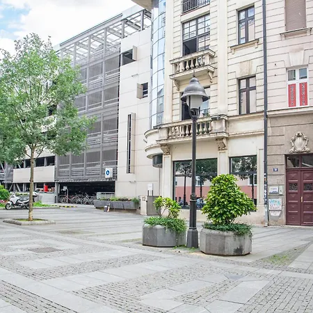 Etoile Center Apartment *