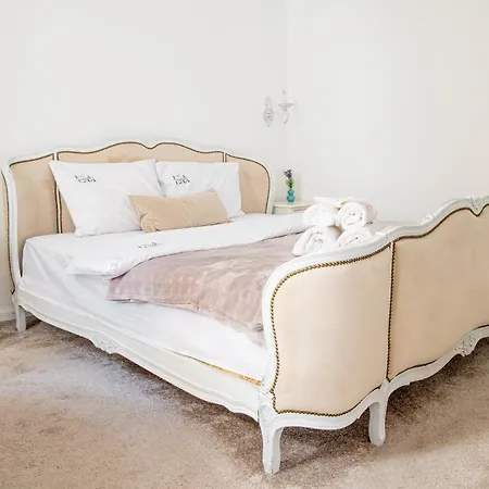 Etoile Center Apartments- Obilicev Venac 公寓 *