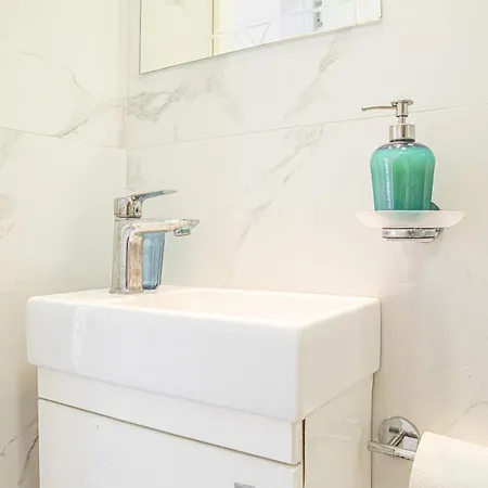 Etoile Center Apartments- Obilicev Venac 公寓 贝尔格莱德